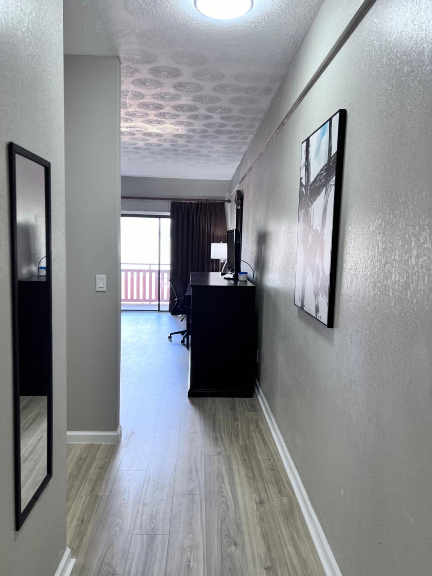 ديلارد Budgetel Inn & Suites المظهر الخارجي الصورة
