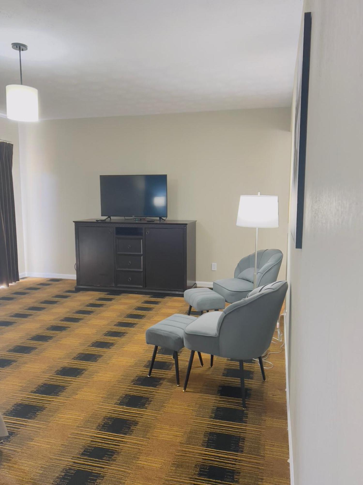 ديلارد Budgetel Inn & Suites المظهر الخارجي الصورة